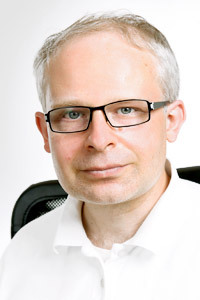 "Ich nehme die Beschwerden jedes einzelnen Patienten ernst und trage im Rahmen meiner Fachdisziplin zur bestmöglichen diagnostischen Aufklärung bei." Dr. med. Peter Jedrusik, Facharzt für Radiologie
