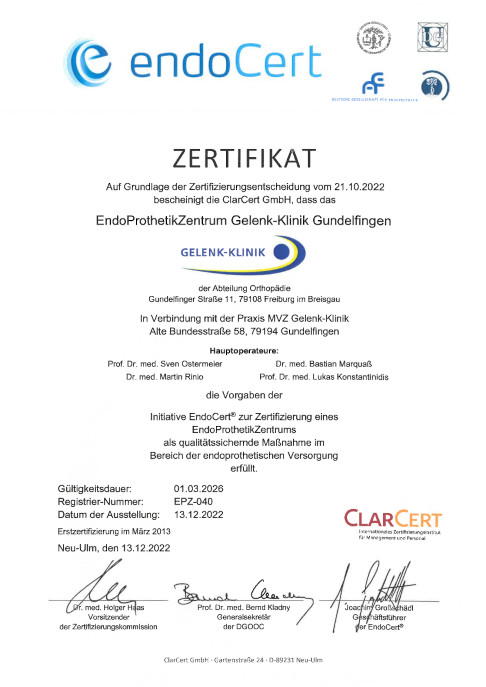 Urkunde des EndoProthetikZentrum (EPZ) Gelenk-Klinik Gundelfingen. Mit der Prüfung zum EndoProthetikZentrum (EPZ) wird der orthopädischen Gelenk-Klinik höchste Qualität in Patientenberatung, Diagnose, Operation und Nachsorge bestätigt. EndoProthetikZentrum Gelenk-Klinik Gundelfingen